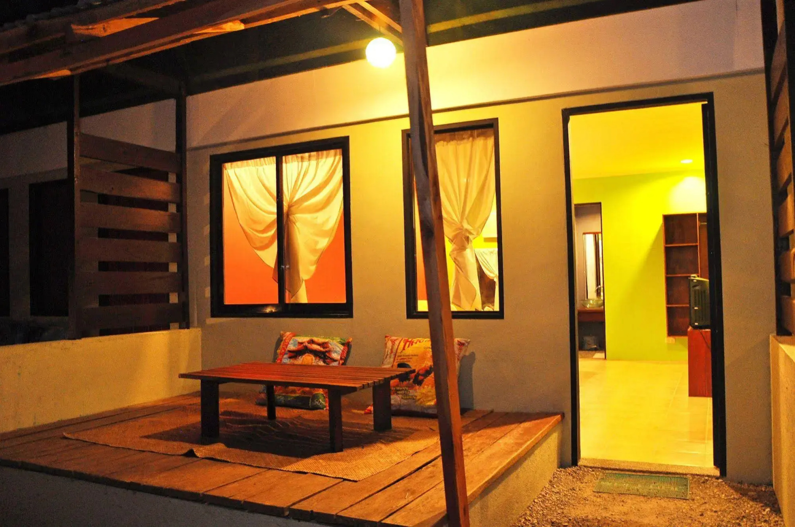 Photo - Lazy Dog Bed & Breakfast