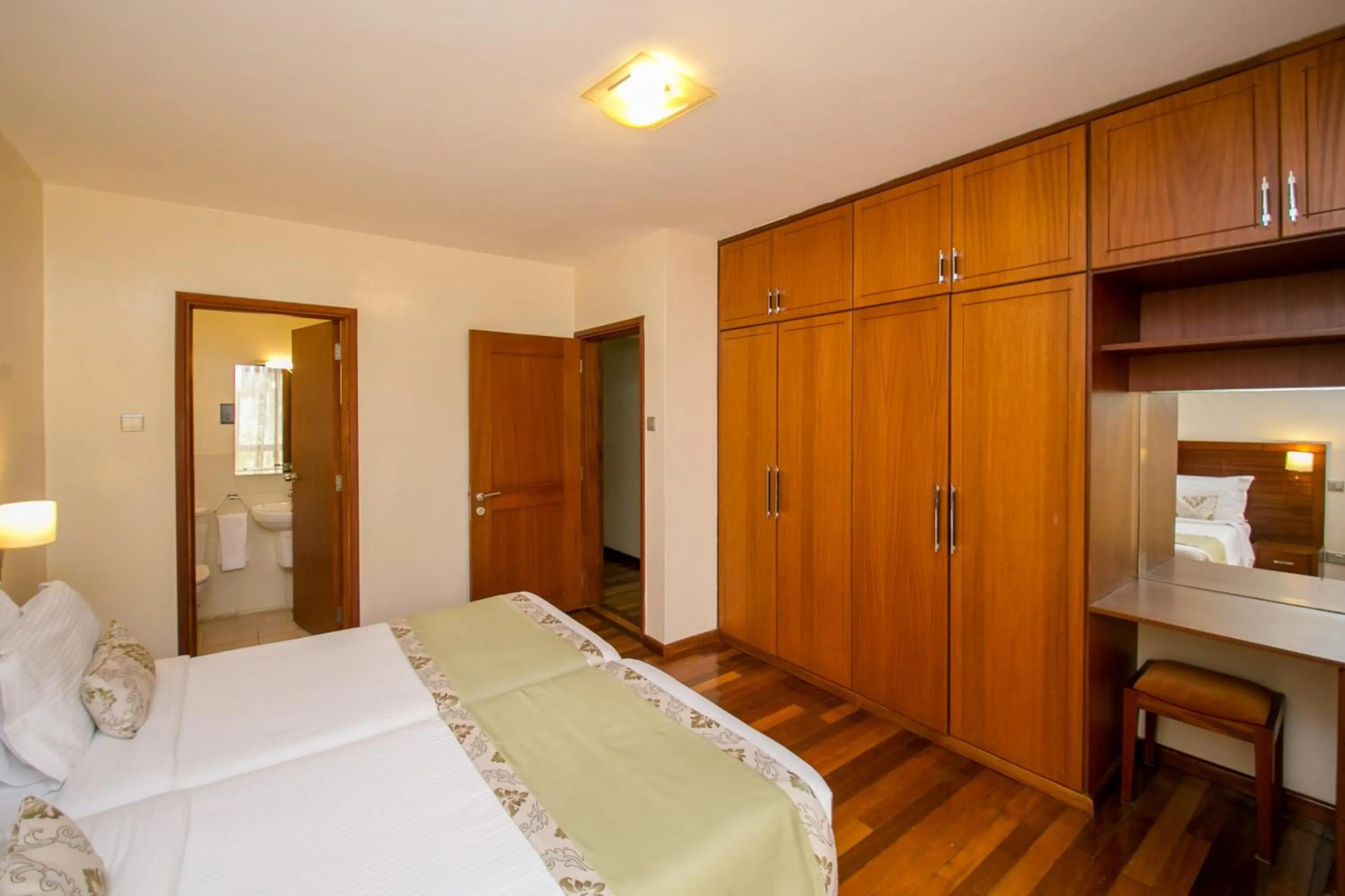 Foto - Waridi Paradise Hotel & Suites