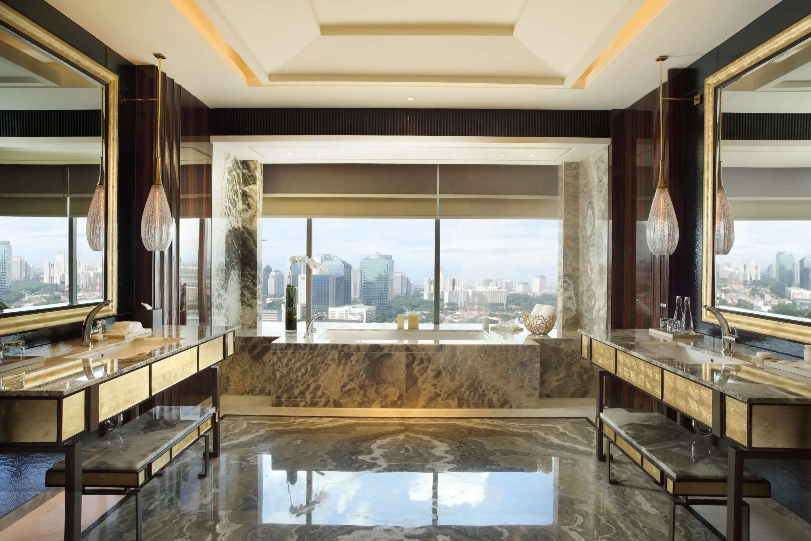 Foto - Sheraton Grand Jakarta Gandaria City Hotel
