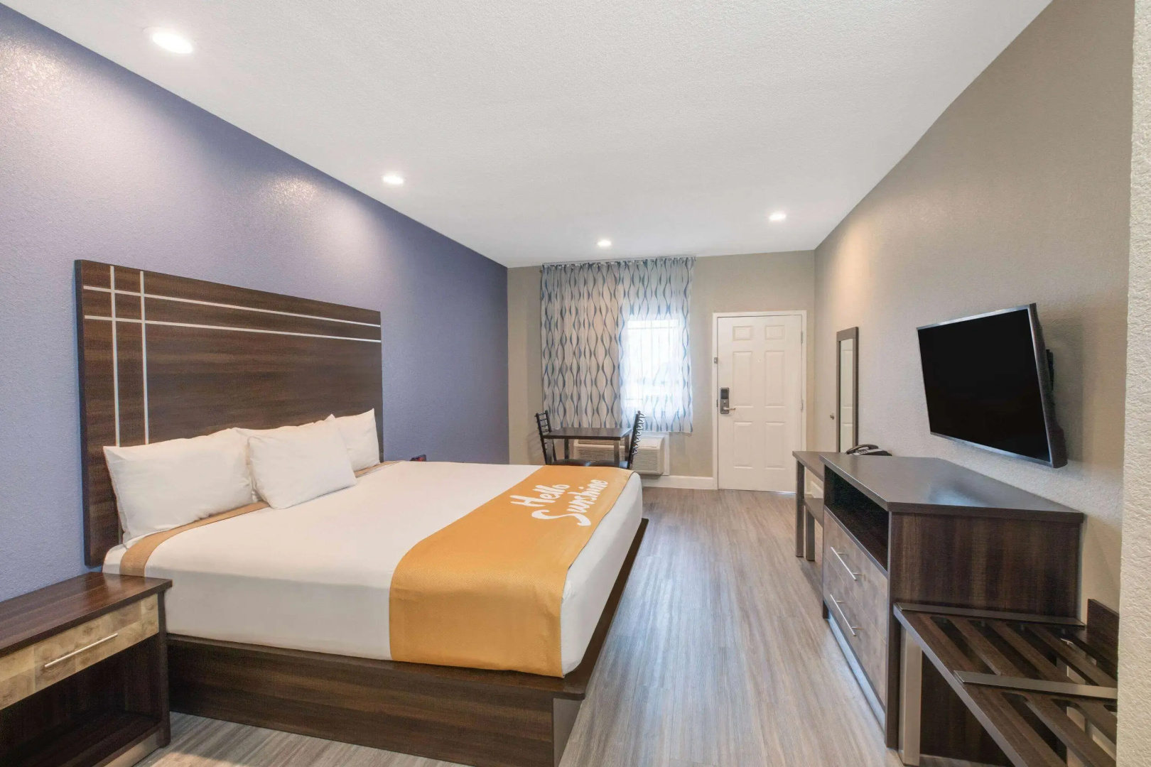 Photo - Days Inn & Suites by Wyndham La Porte