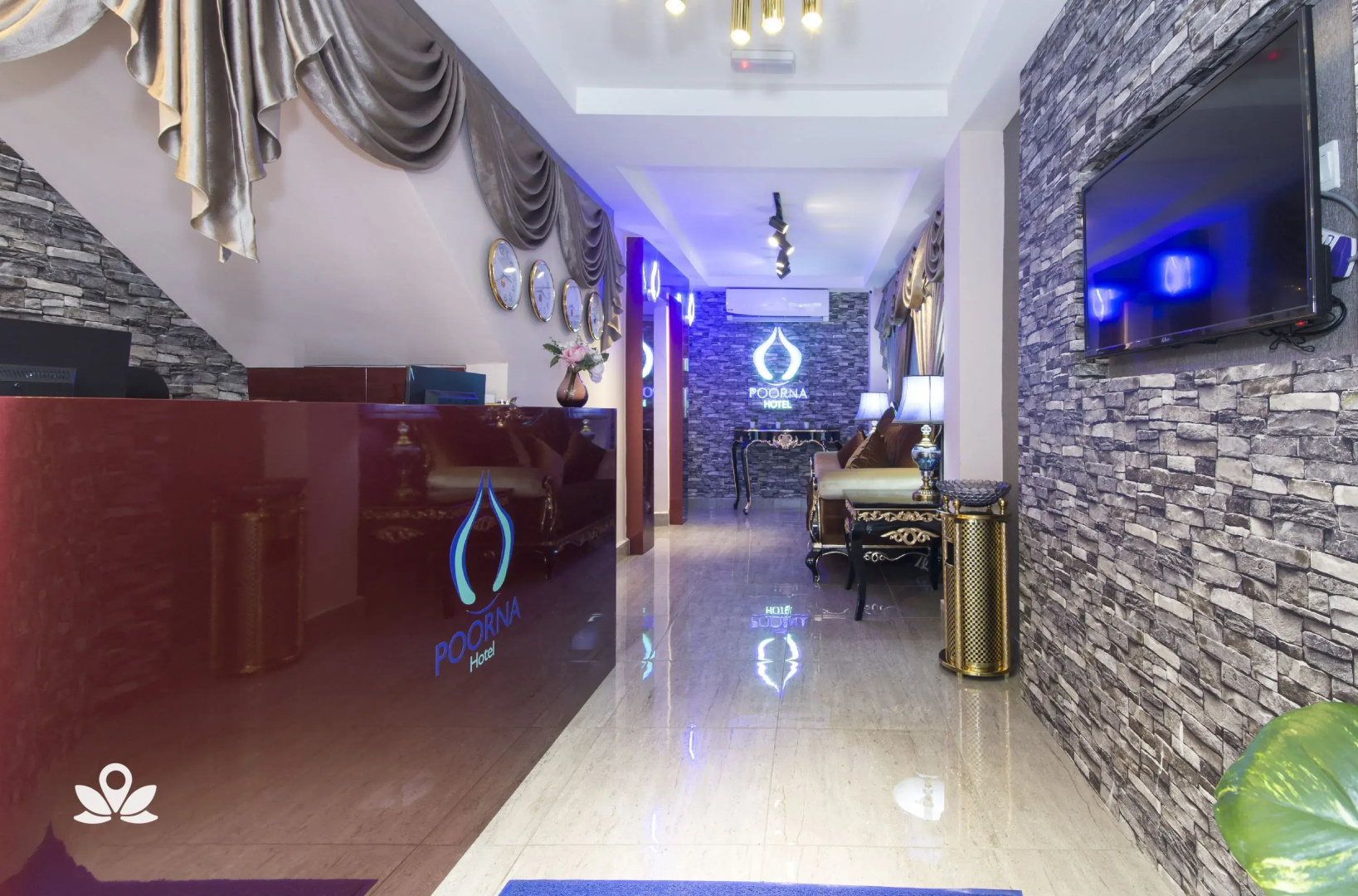 Foto - Poorna Hotel