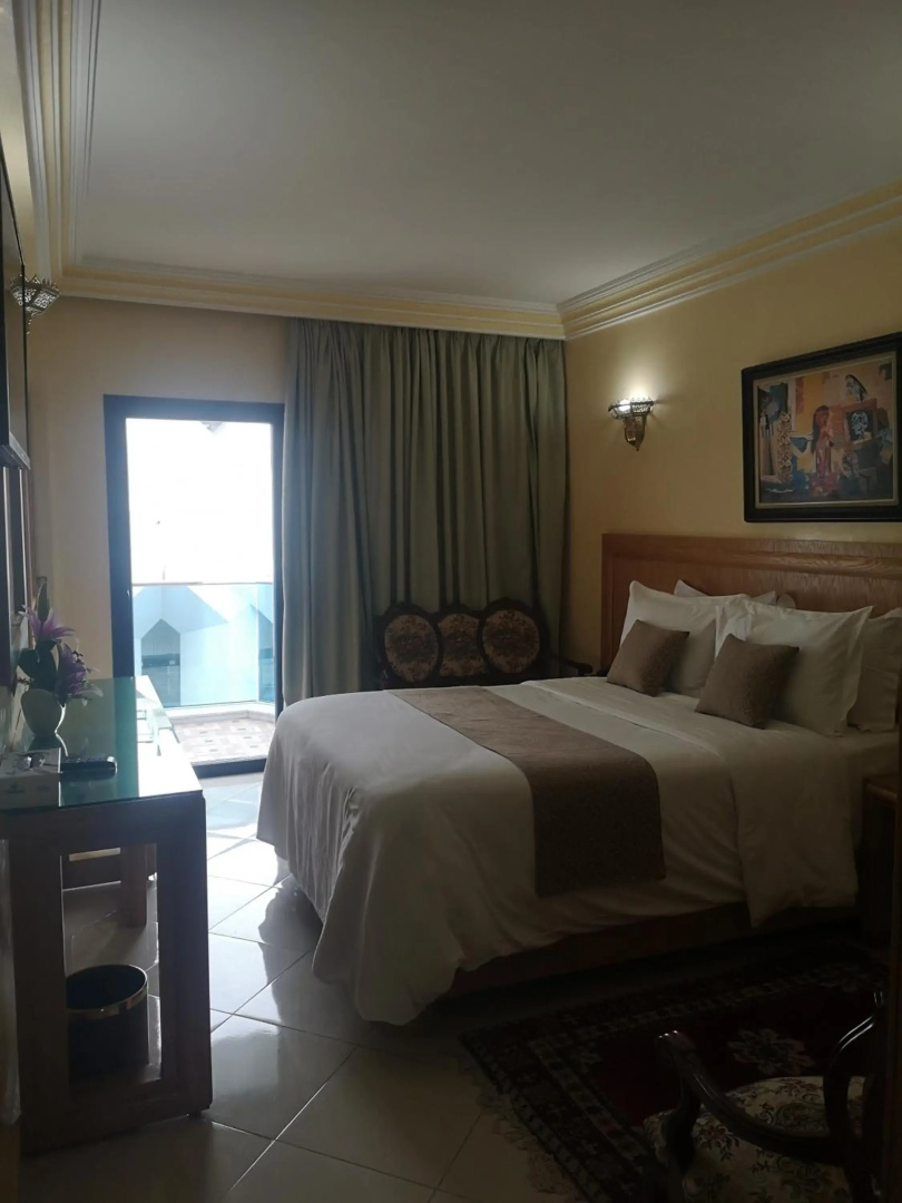 Photo - Majliss Hotel