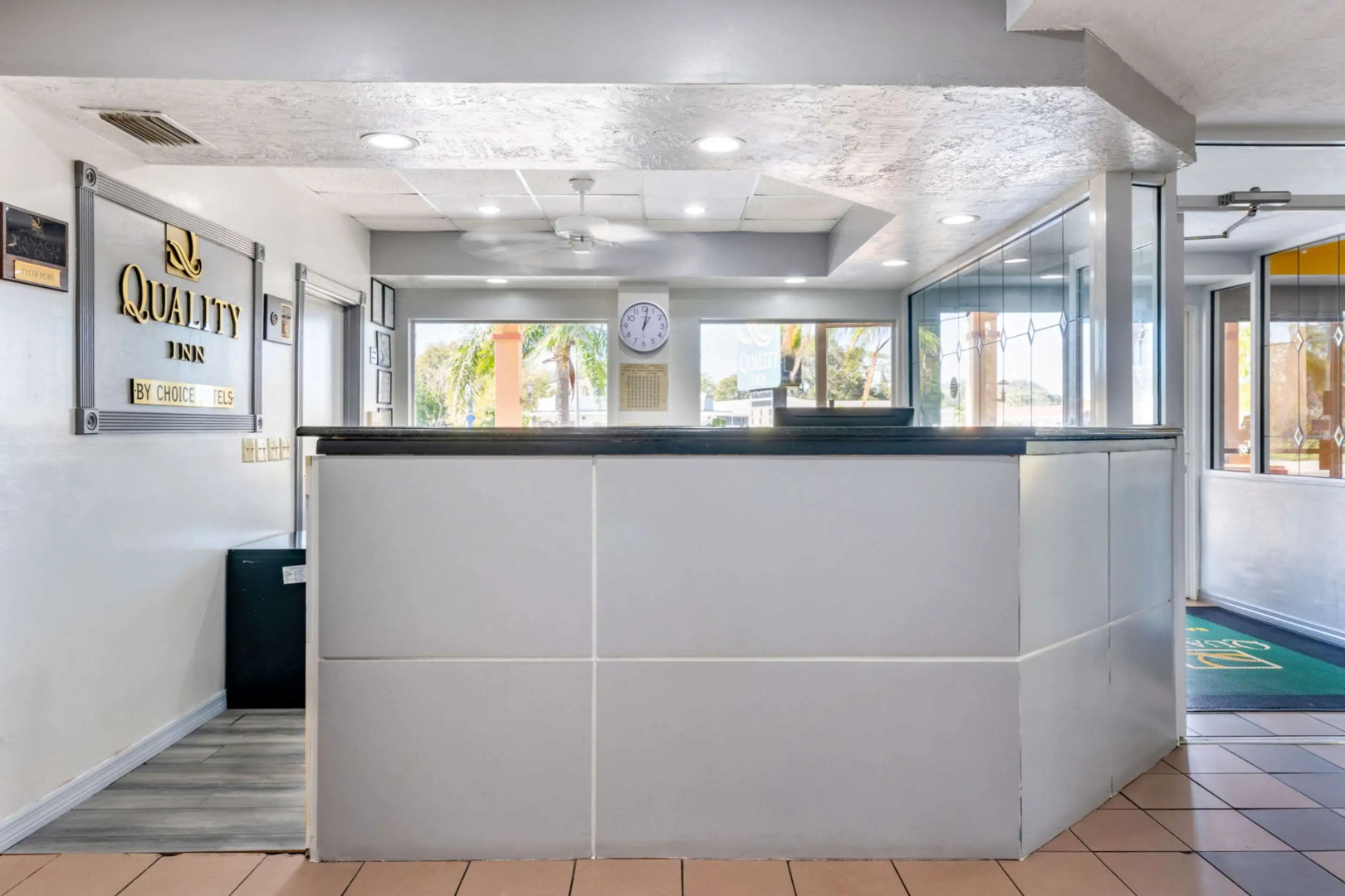 Photo - Quality Inn Sarasota North Near Lido Key Beach