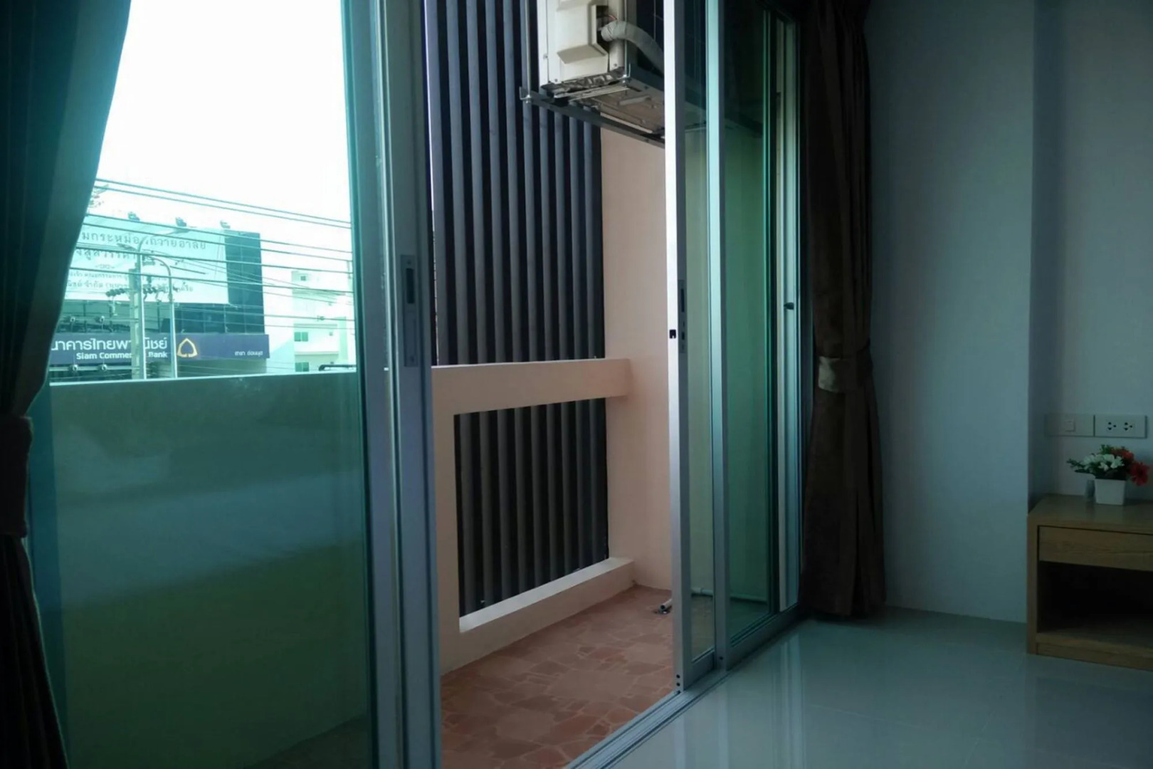 Photo - Jr Mansion On Nut Soi 25