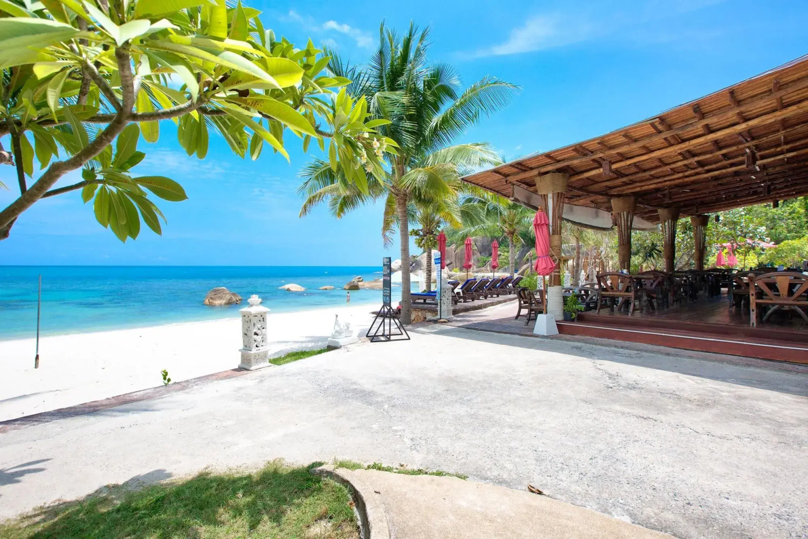 Photo - Crystal Bay Yacht Club Beach Resort