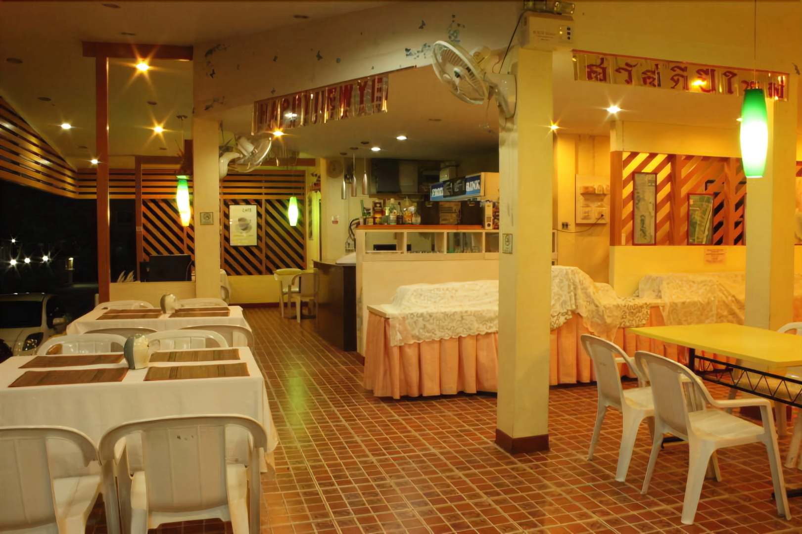 Photo - Luna Hut Resort Hua Hin