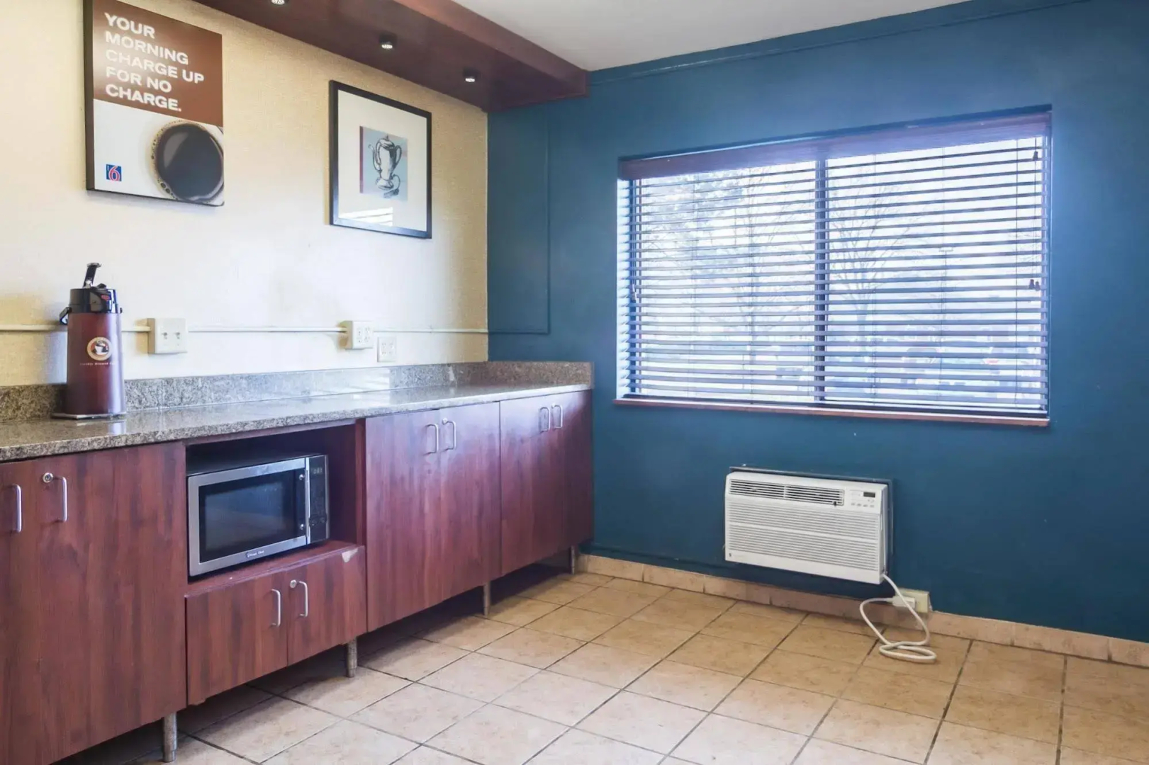 Photo - Motel 6-Madison, WI - East