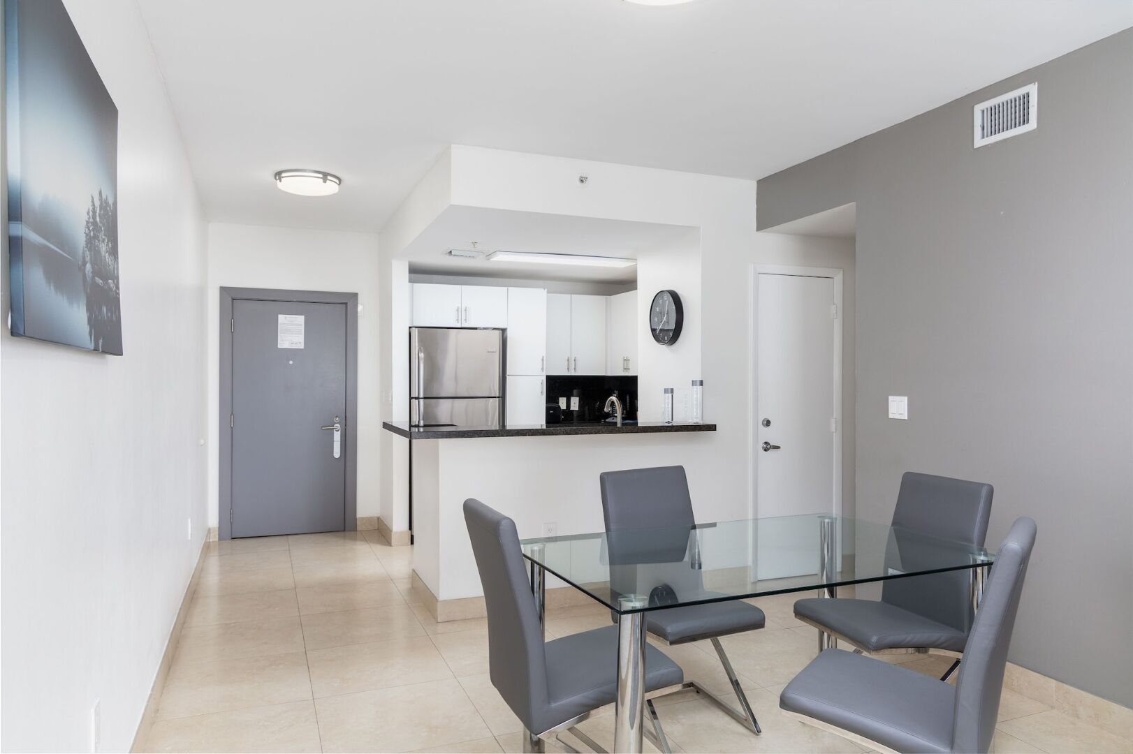 Photo - Fortune House Hotel Suites