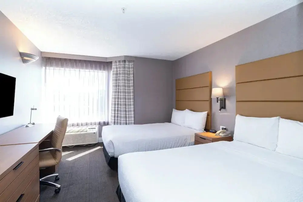 Photo - Sandman Hotel Victoria