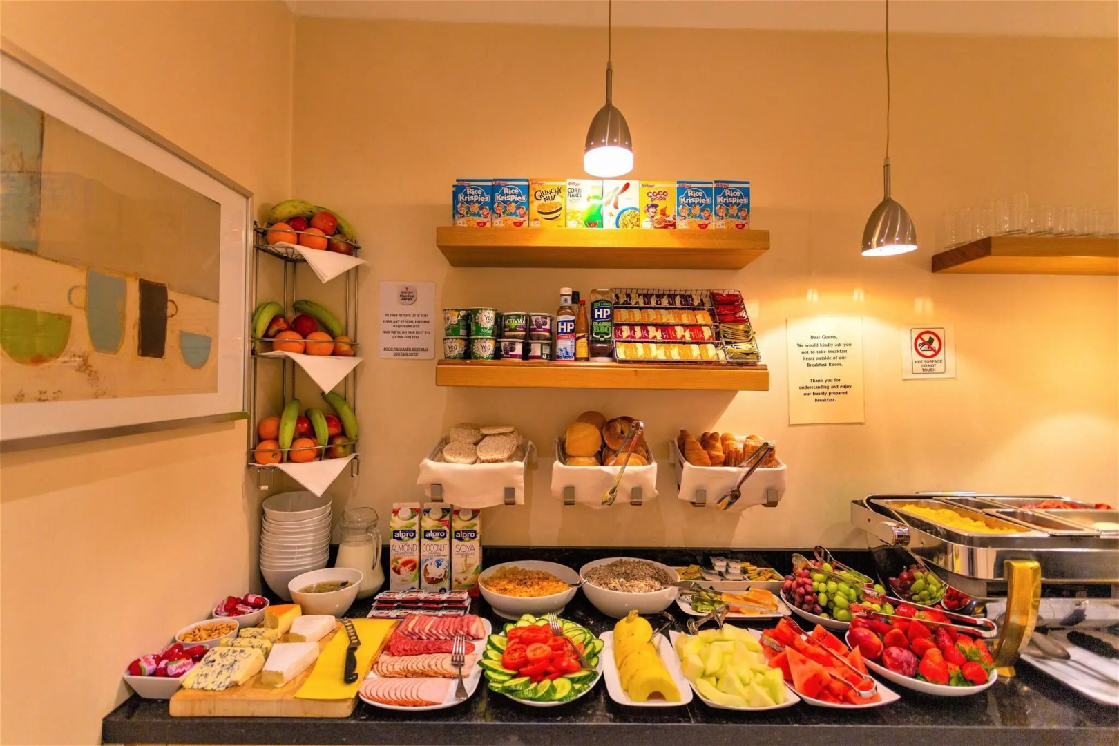 Photo - The Sumner Hotel