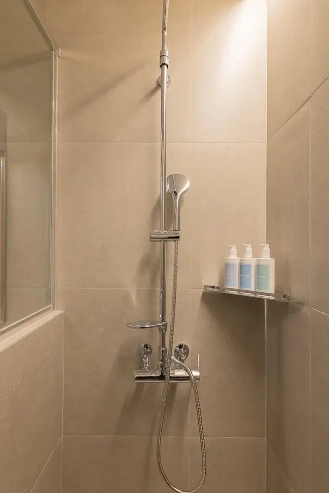 Foto - Gudo Collective Gangnam 구도 컬렉티브 강남