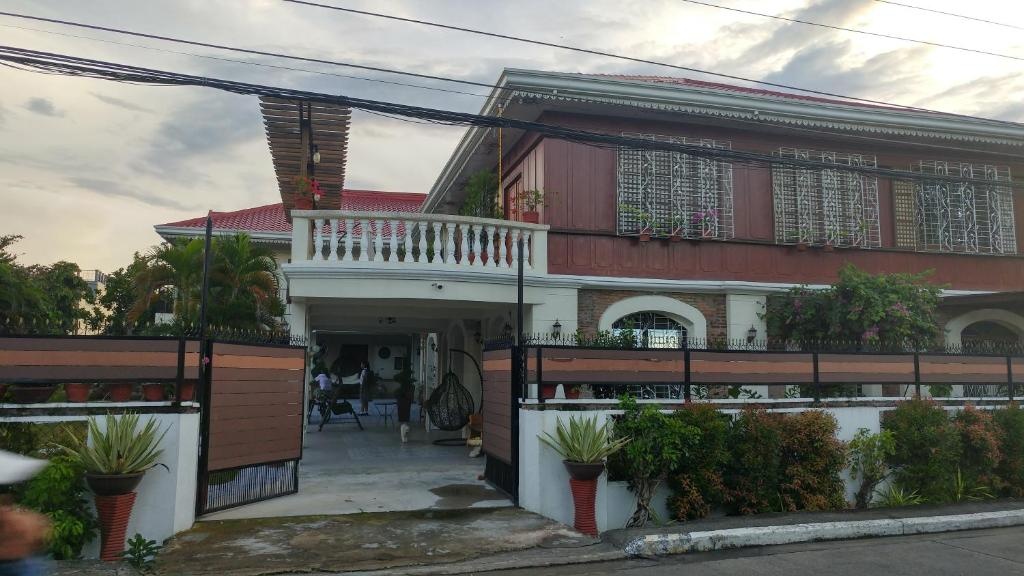 Casa Familya
