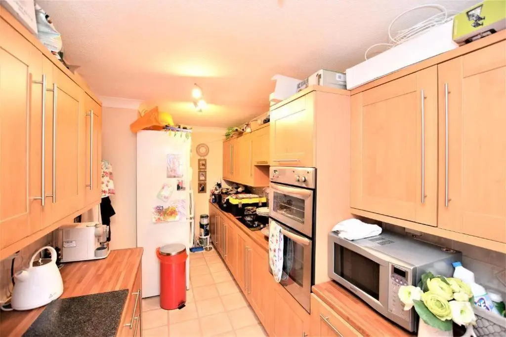 Photo - Bridle Lodge Apartments