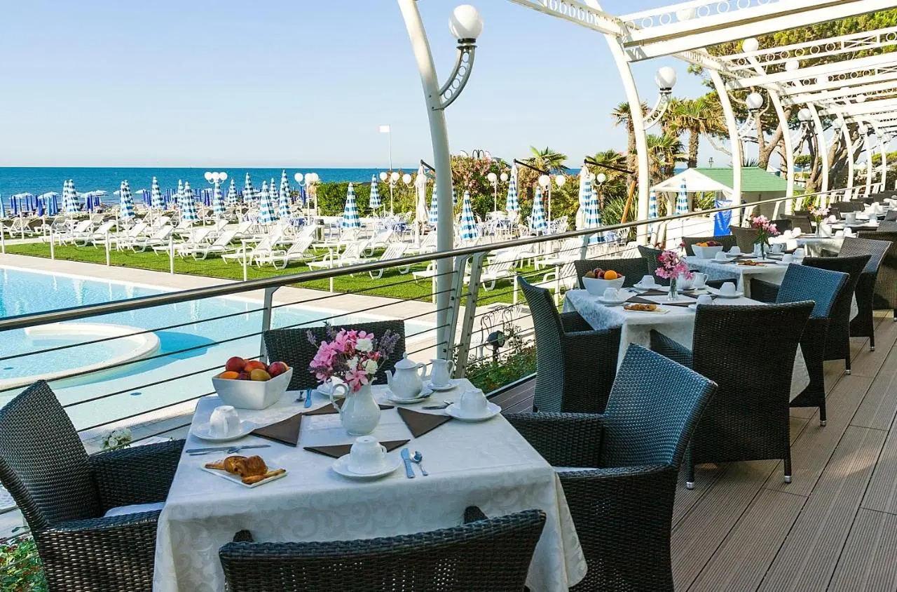 Photo - Hotel Le Soleil