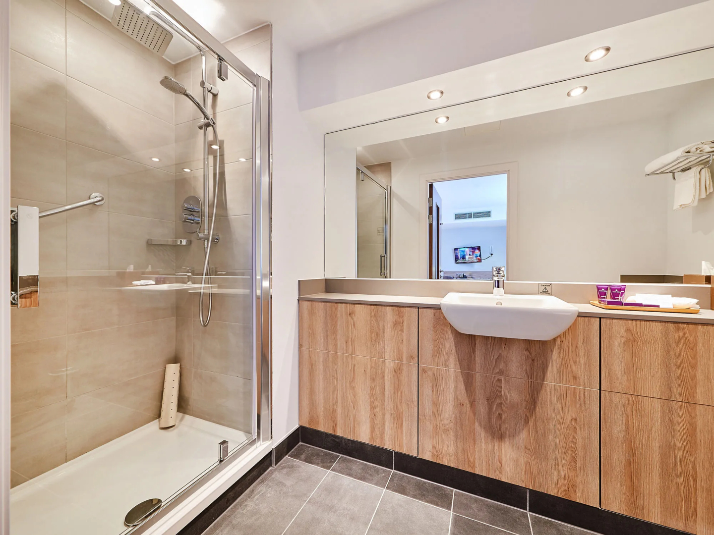 Photo - Park Regis Birmingham