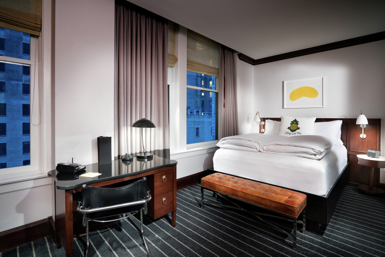 Photo - Staypineapple, An Iconic Hotel, The Loop