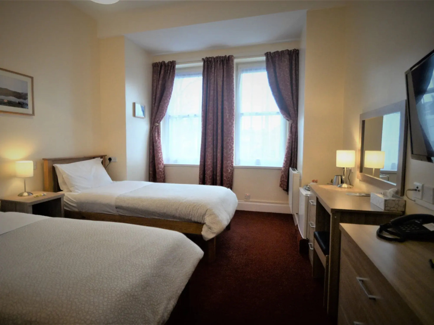 Photo - The Gateway Hotel