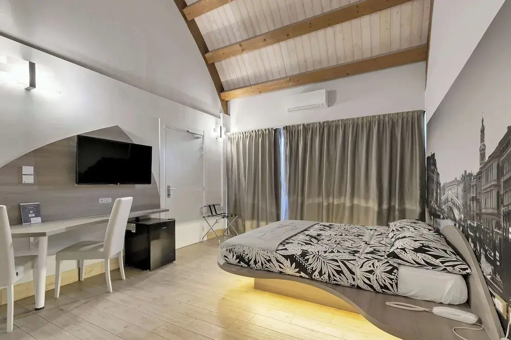 Photo - Suite A Tema