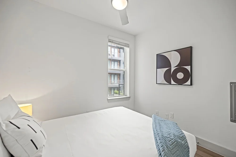 Photo - Placemakr Downtown Austin