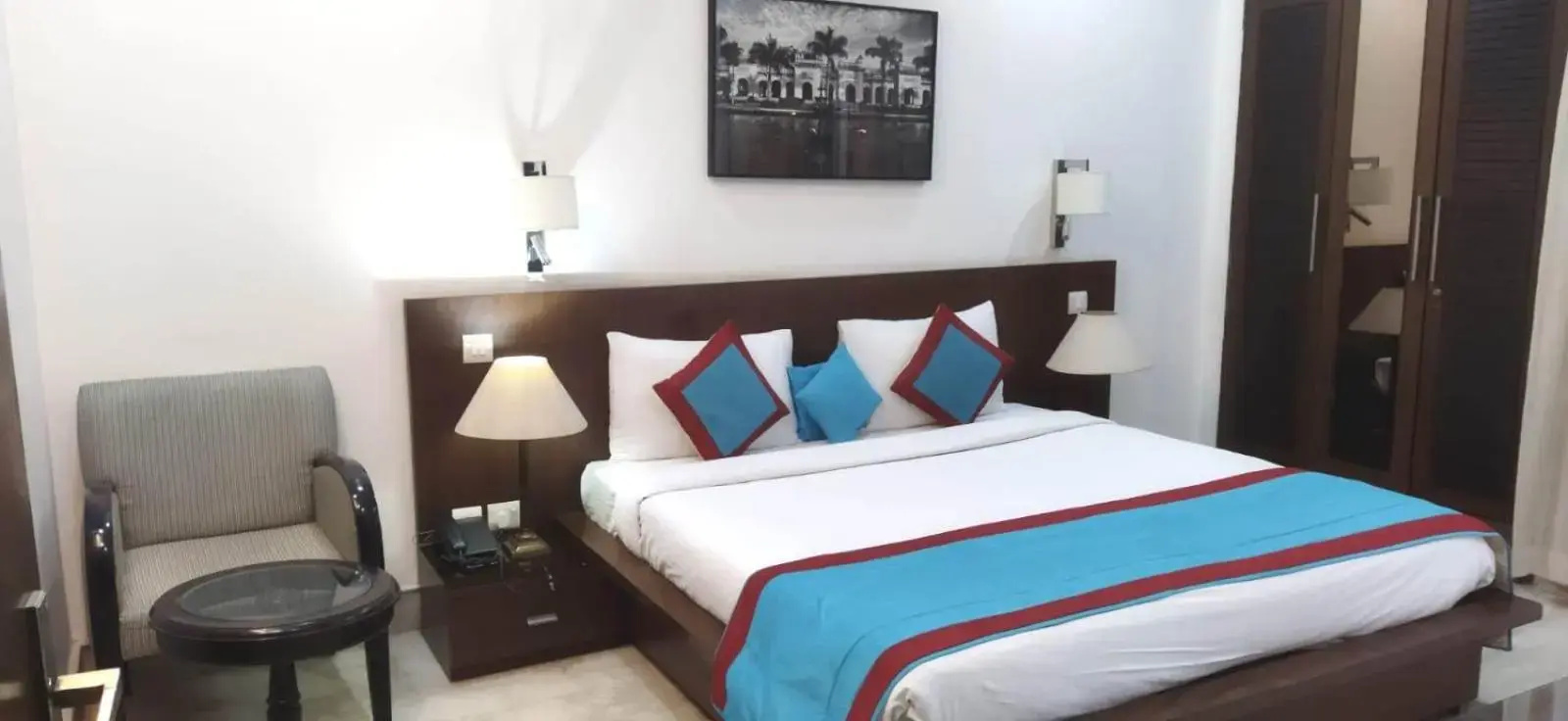 Foto - Evergreen Suites Defence Colony