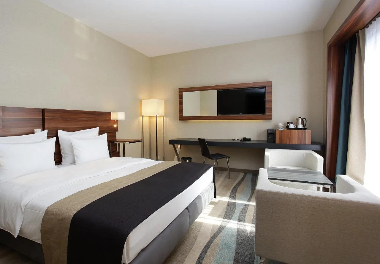 Photo - Warsaw Plaza Hotel