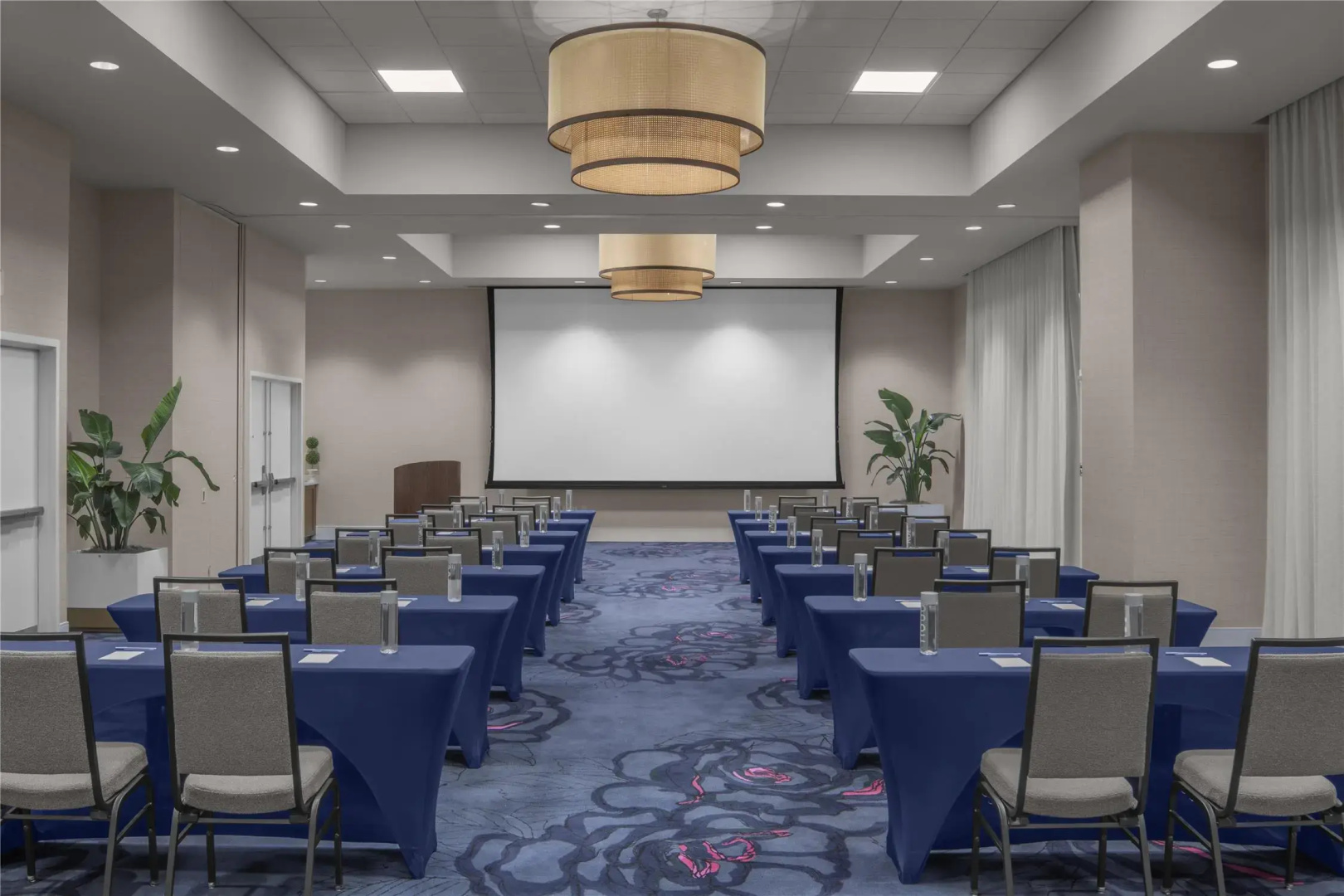 Photo - Hilton Garden Inn Miami Dolphin Mall