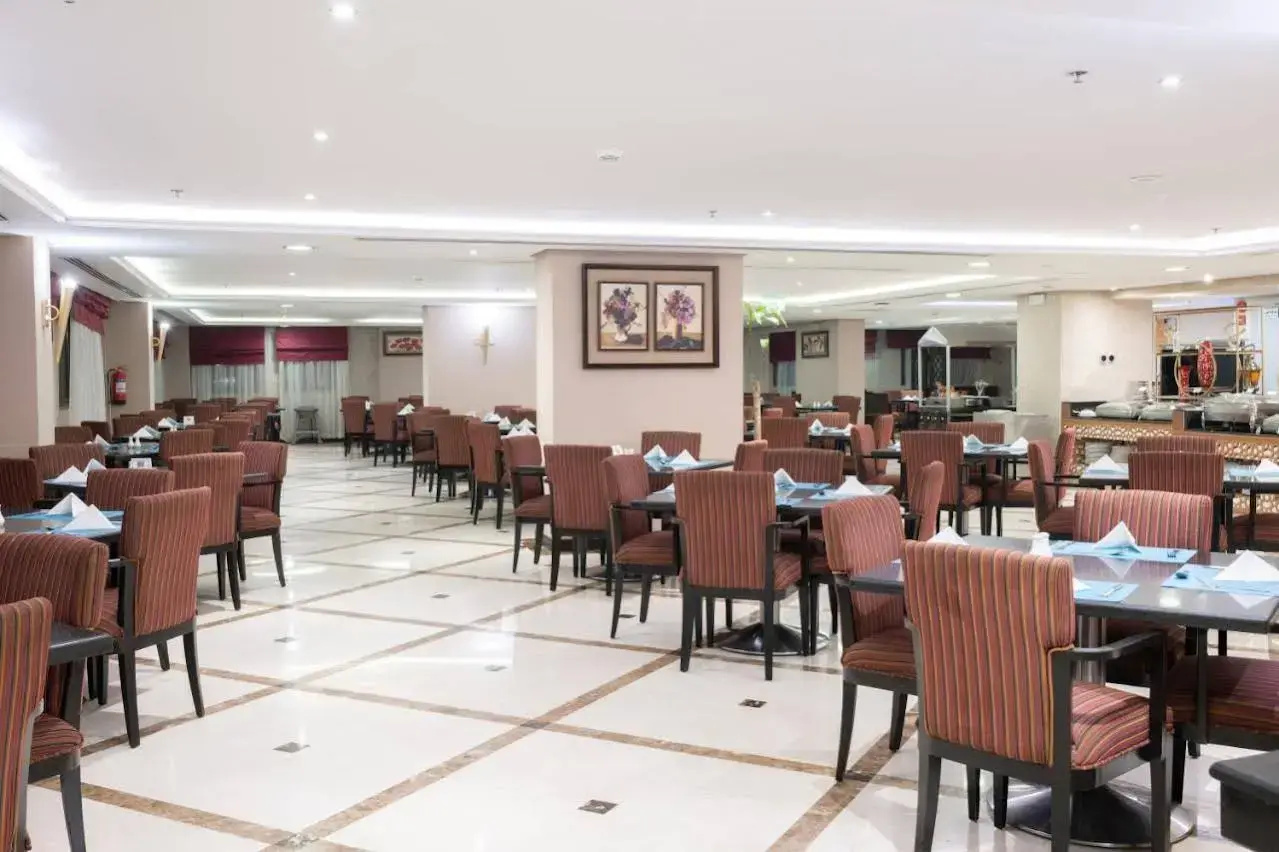 Photo - Taiba Front Hotel