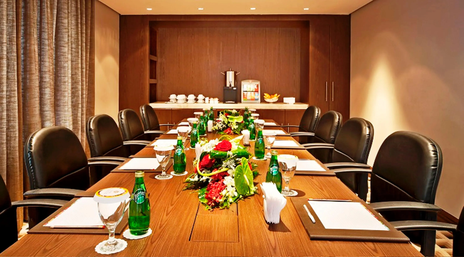 Photo - Oaks Liwa Executive Suites