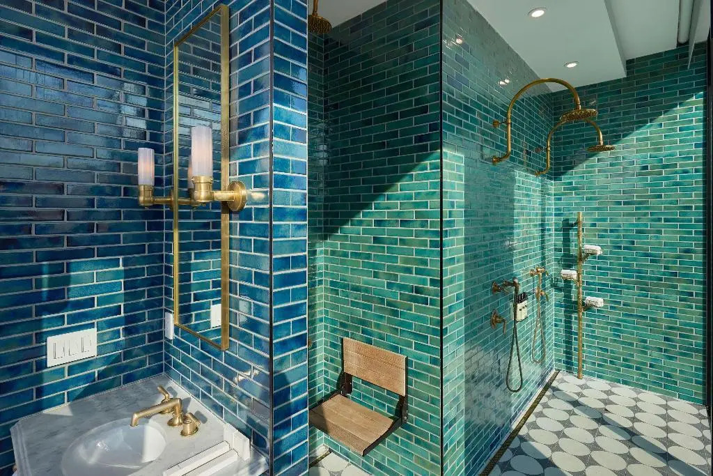 Photo - Arlo Williamsburg