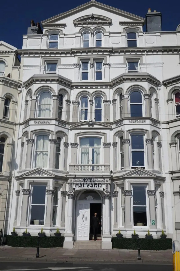 Halvard Hotel — фото 1