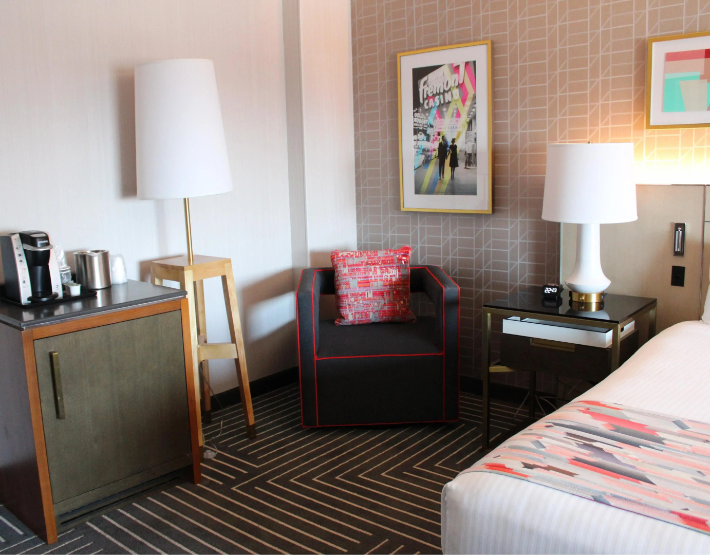 Photo - DOWNTOWN LAS VEGAS Beautiful Unit at 4 Queens Casino FREMONT