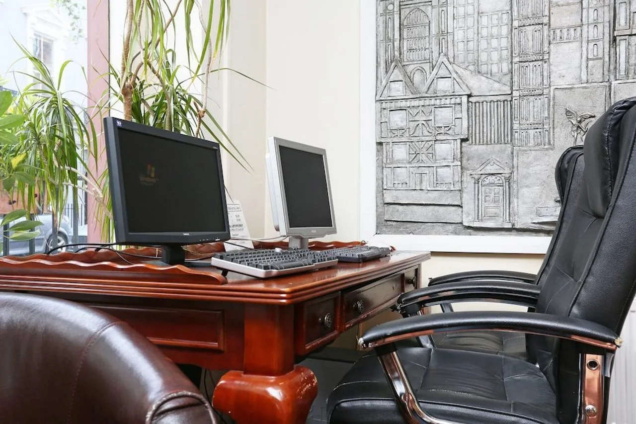 Photo - Elysee Hyde Park