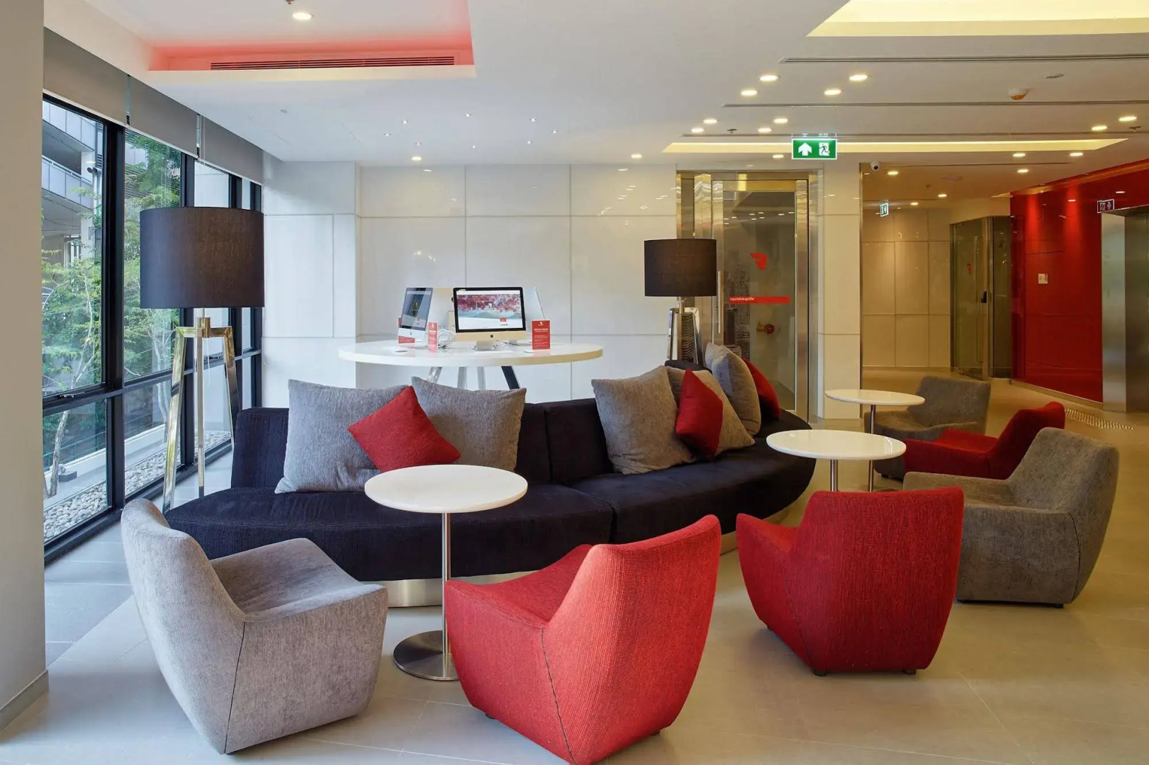 Photo - Easy Planet Bangkok Surawong