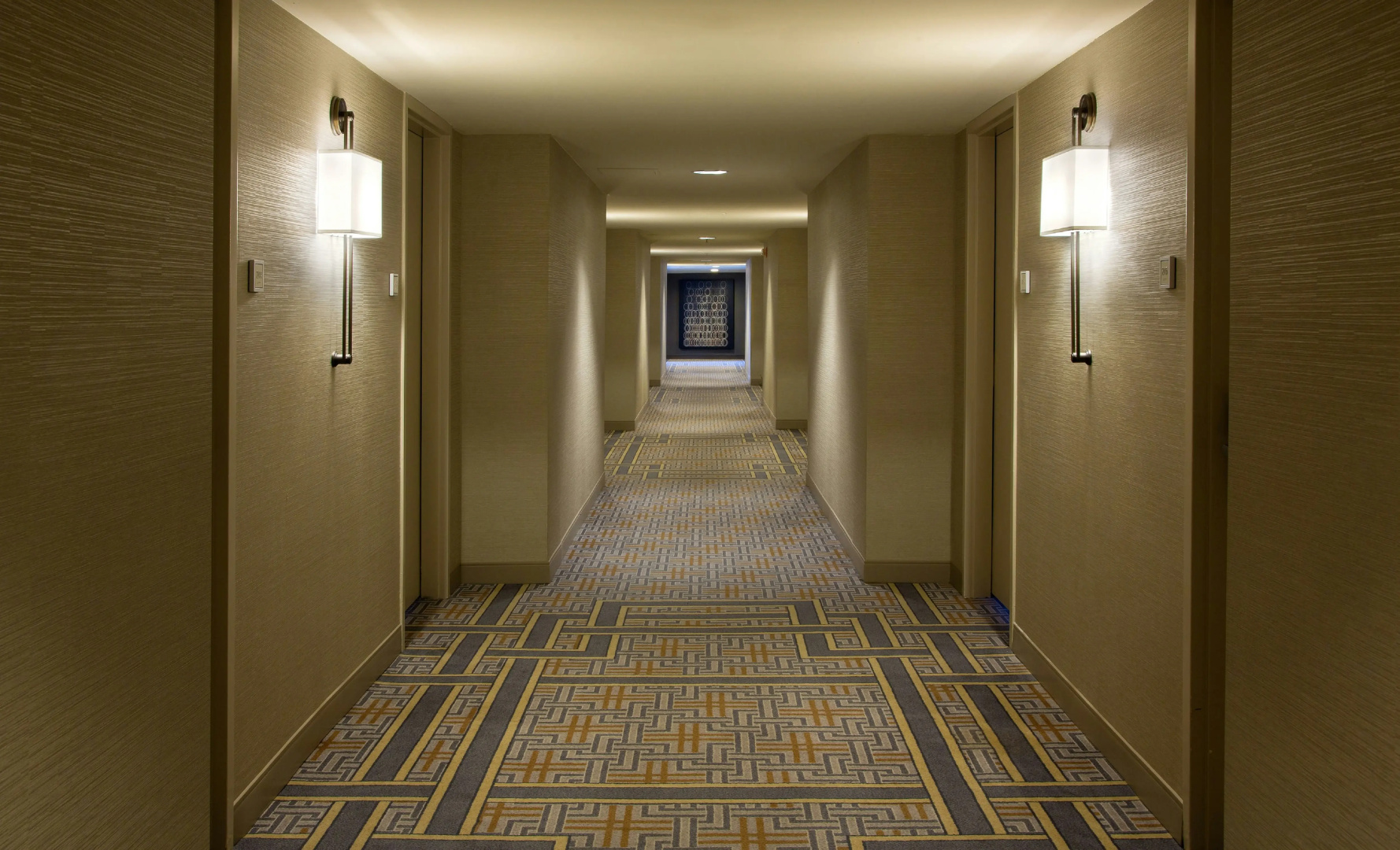 Foto - DoubleTree by Hilton Chicago - Oak Brook