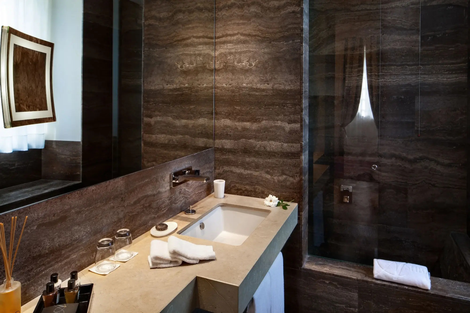 Photo - The Ashbee Hotel - The Leading Hotels of the World