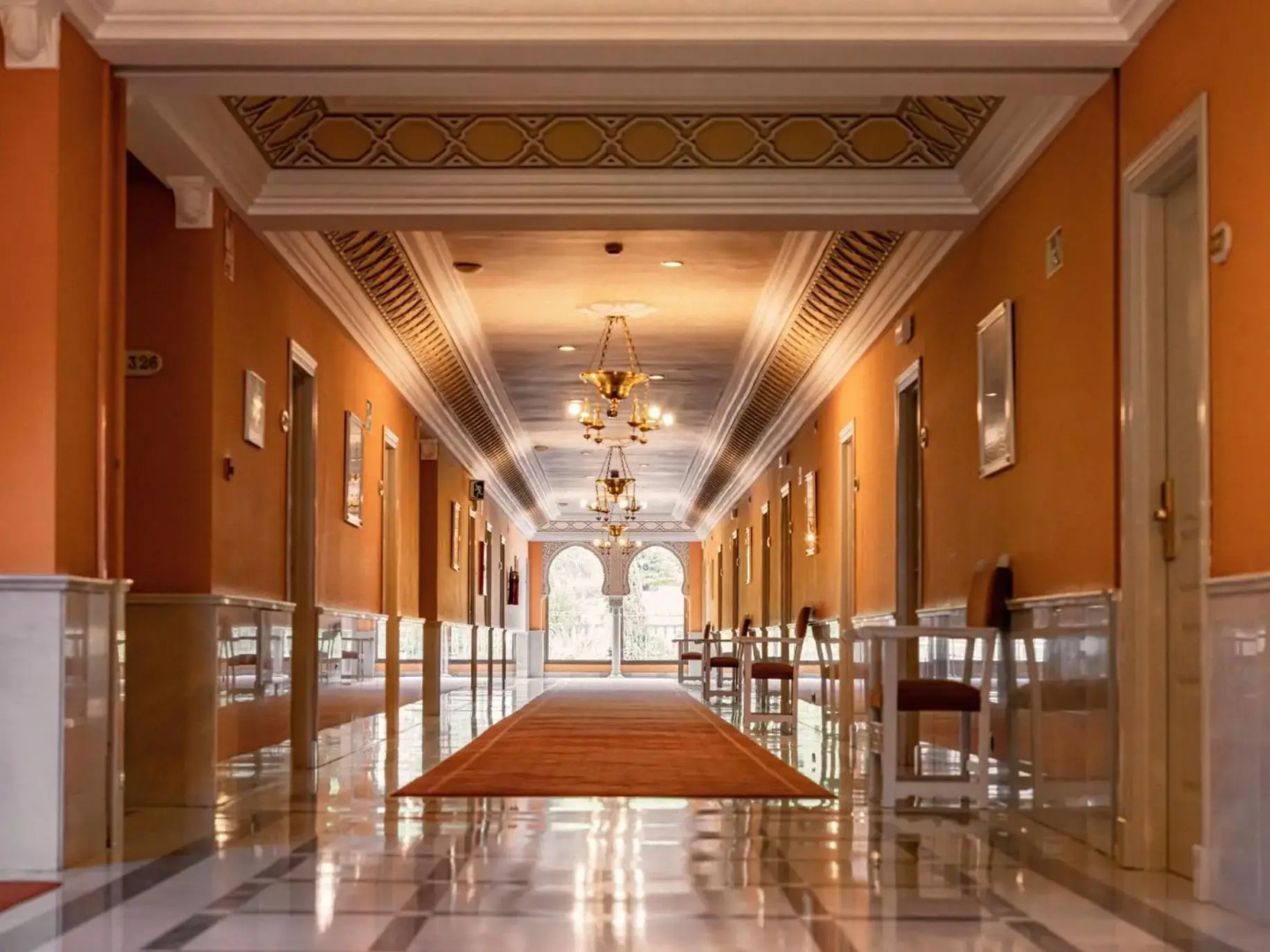Photo - Alhambra Palace Hotel