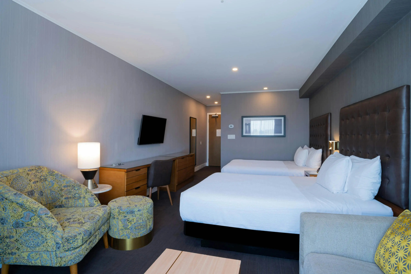 Photo - Sandman Hotel Hamilton