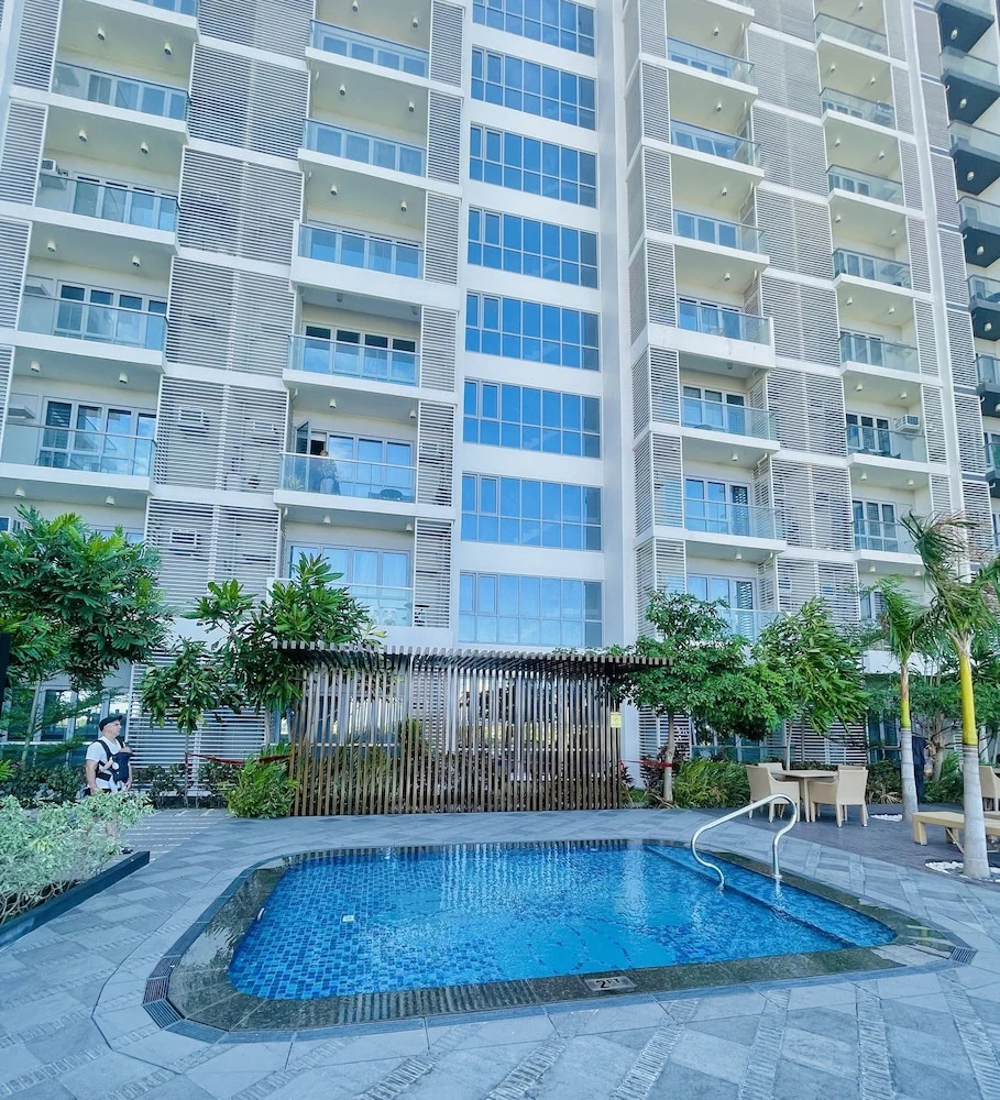 The Palladium Retreat