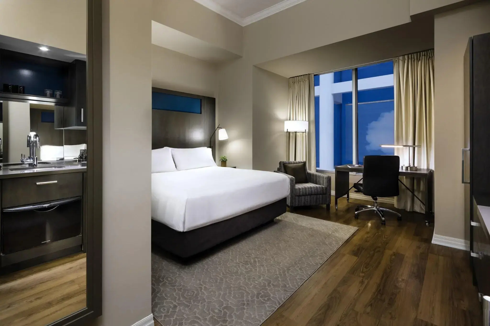 Photo - One King West Hotel and Residence