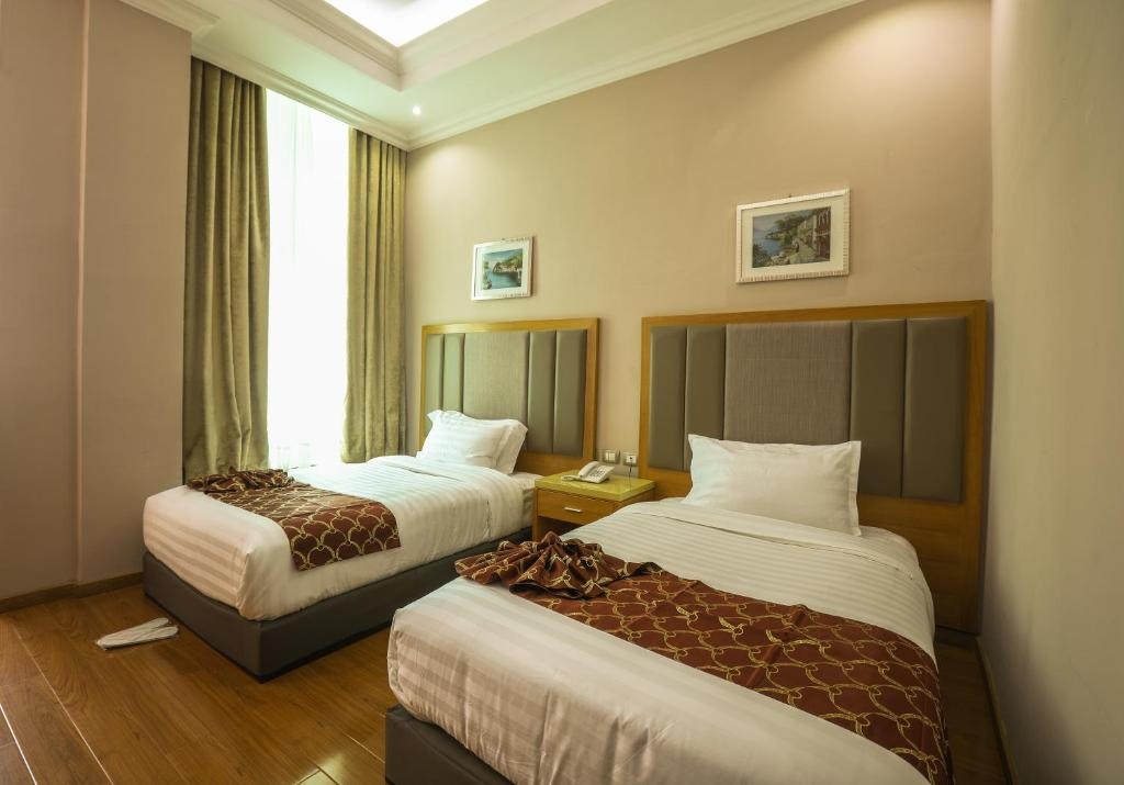 New Day Hotel