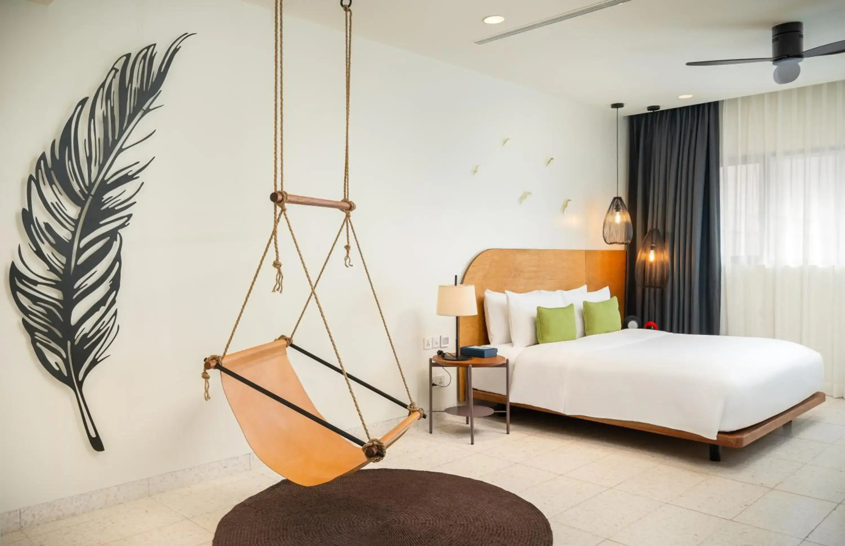 Photo - The Aviary Hotel