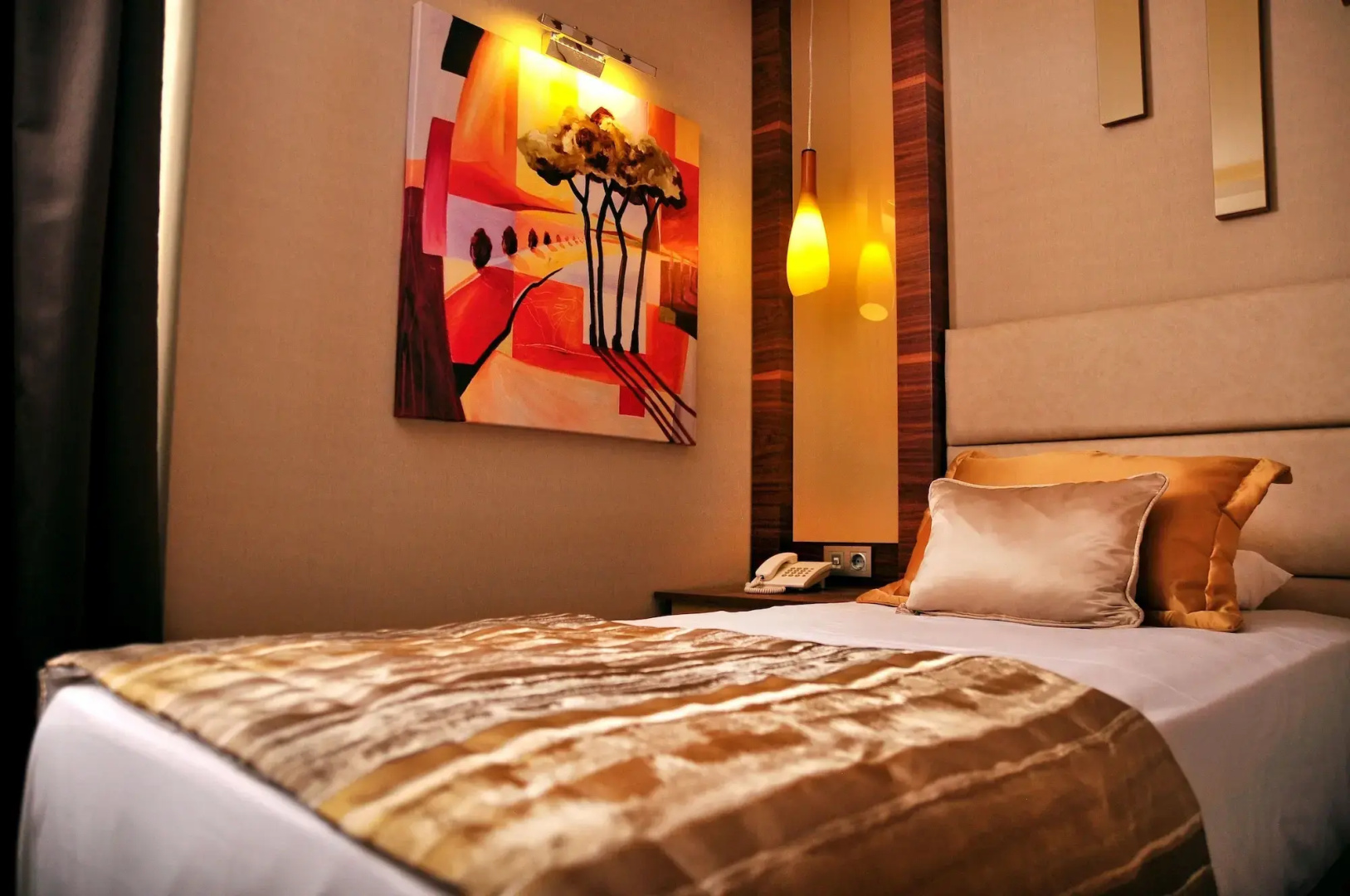 Photo - Avin Hotel