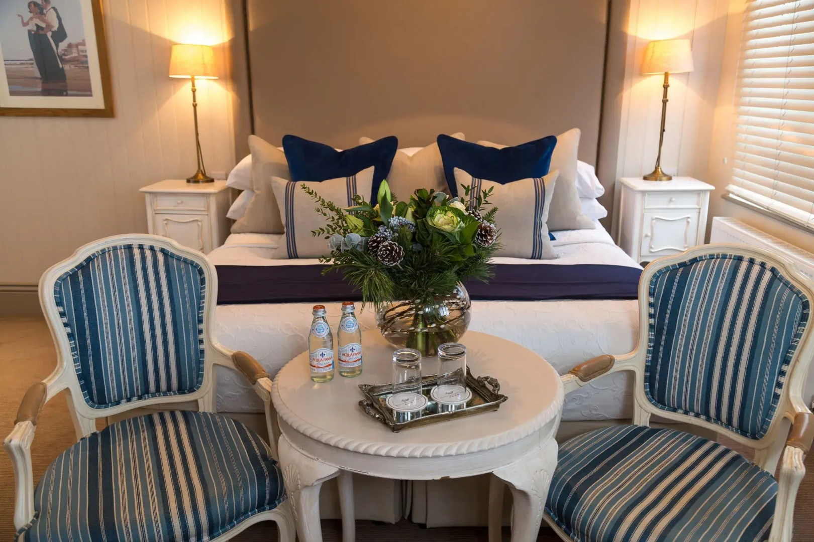 Photo - Roslin Beach Hotel