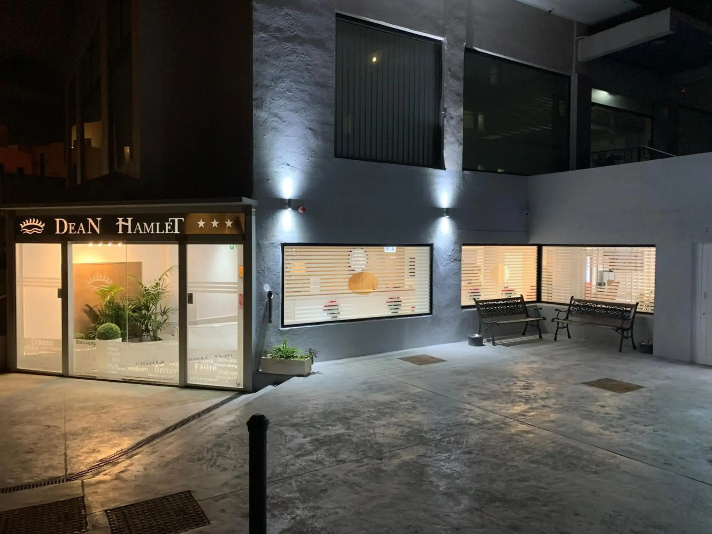 Photo - Dean Hamlet Hotel