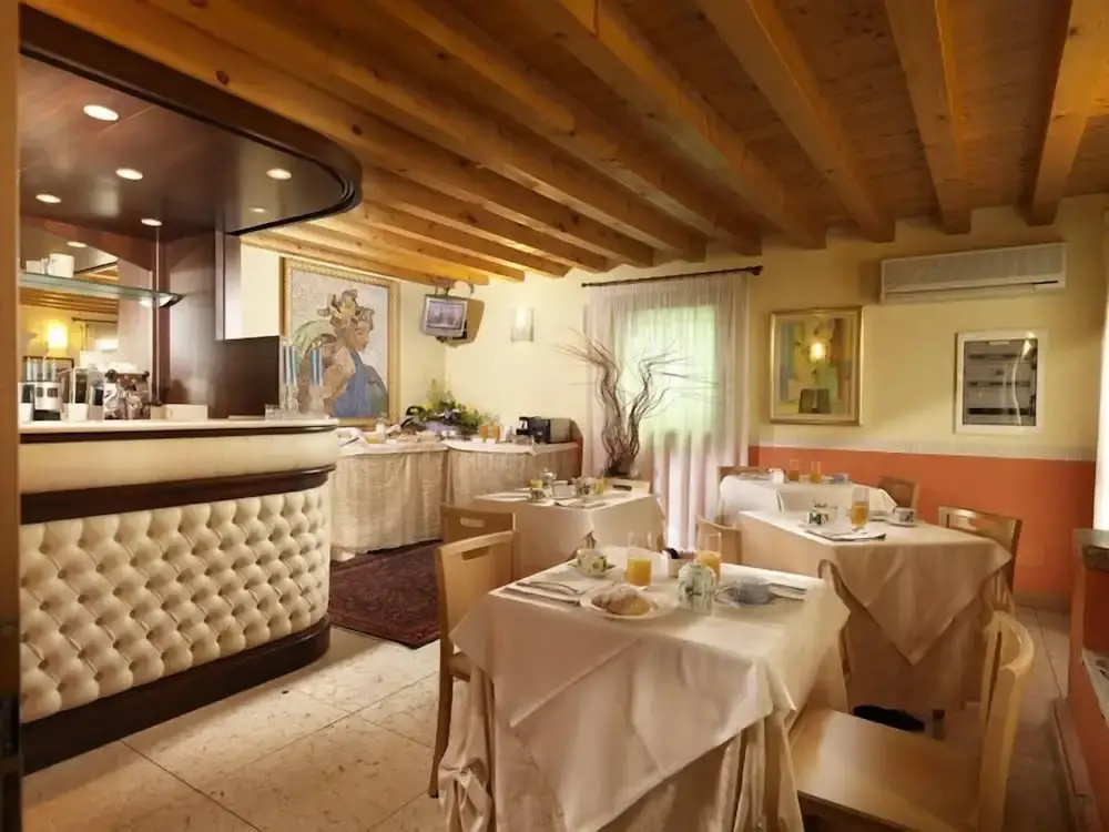Photo - Hotel Roma