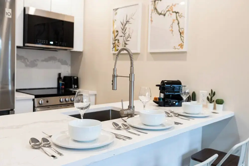 Photo - Mont Royal Suites - M11