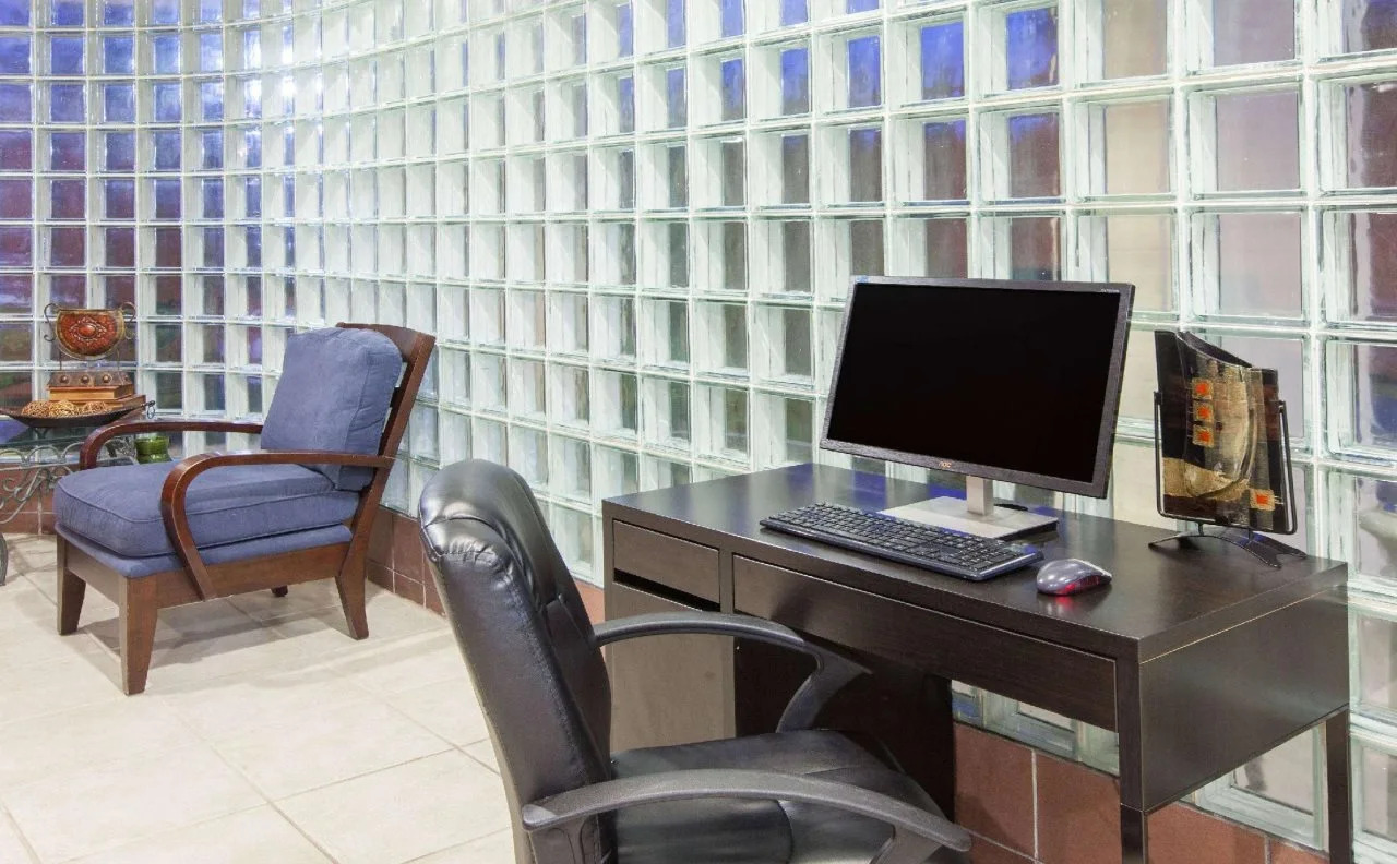 Photo - SureStay Hotel by Best Western Spring North Houston