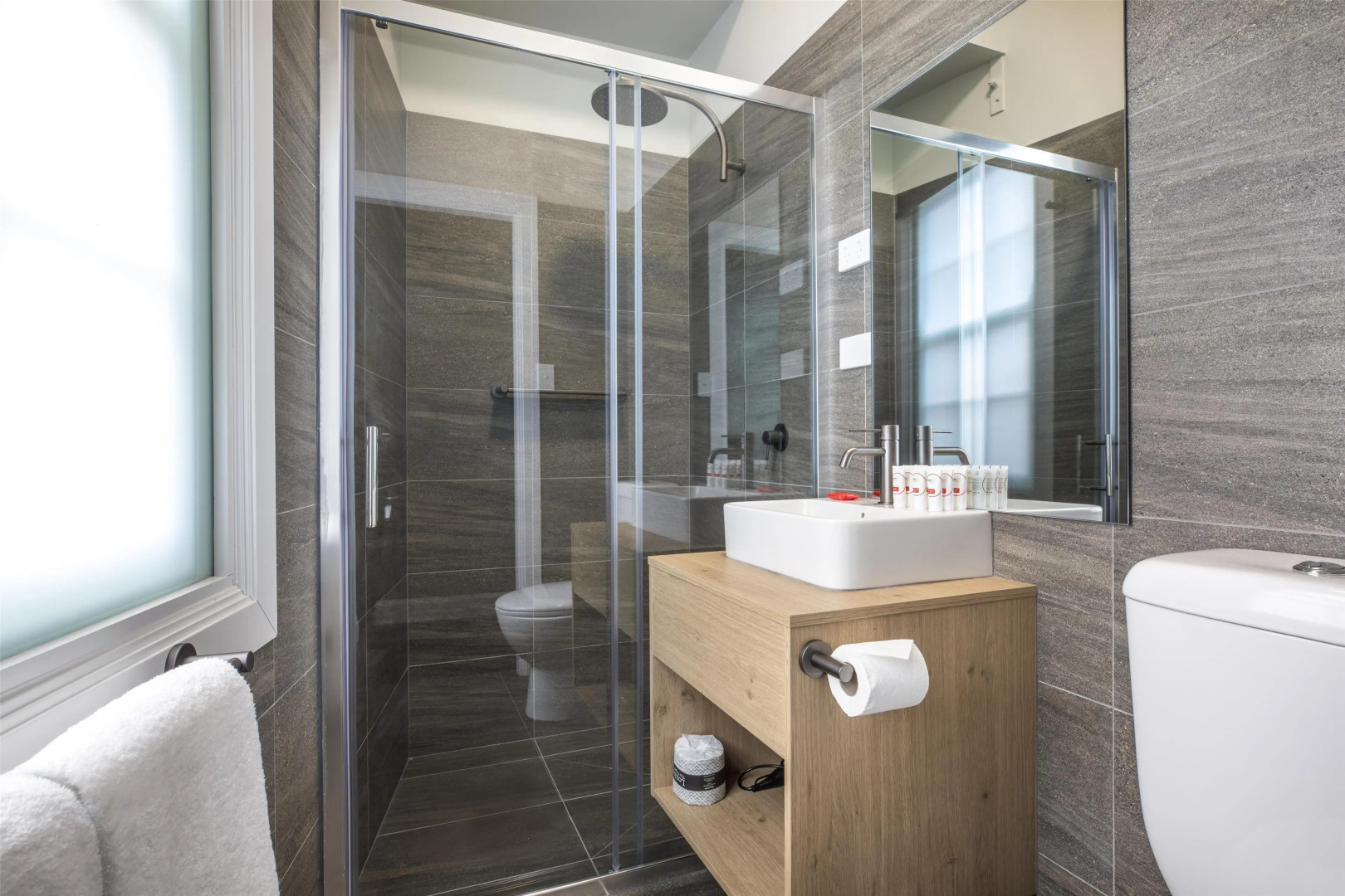 Photo - Nightcap at Pymble Hotel