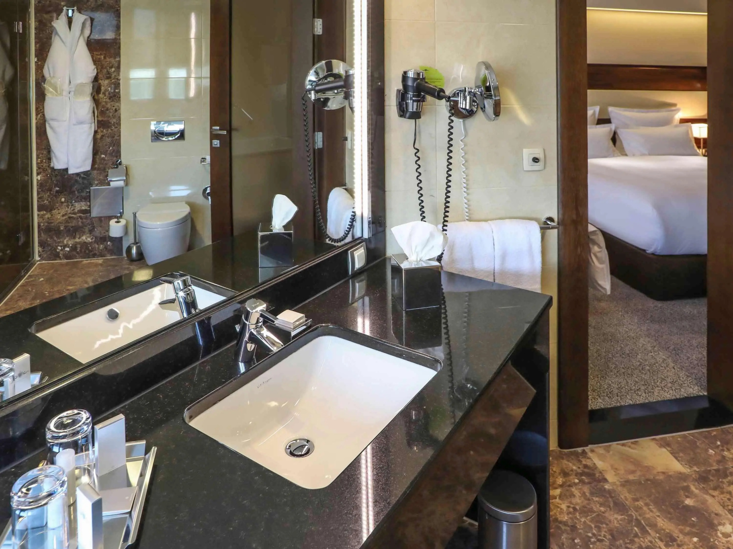 Photo - Mövenpick Hotel Sarajevo