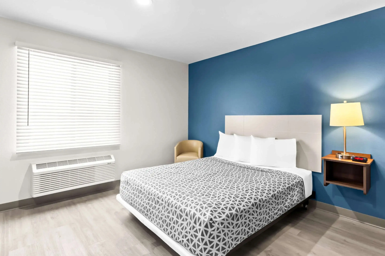 Photo - WoodSpring Suites South Houston Hobby